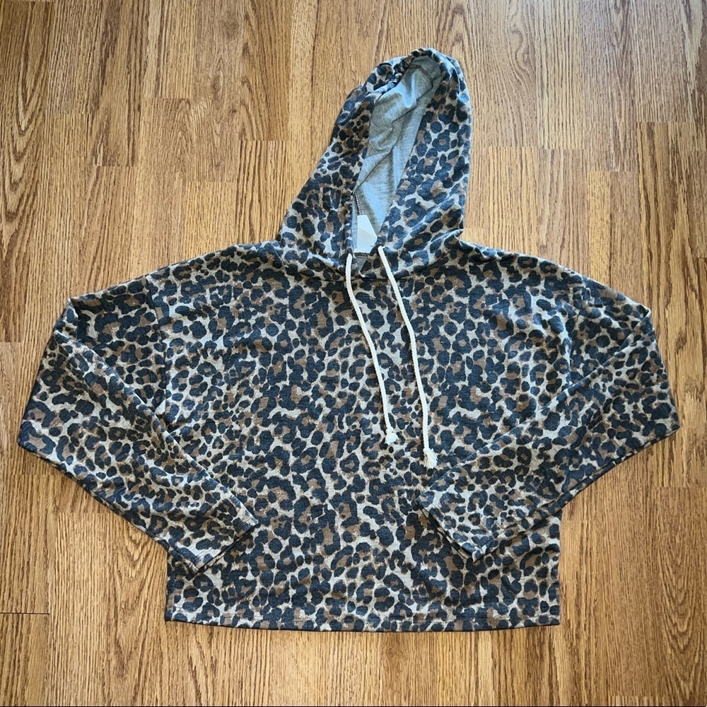 Cheetah Cropped Sweatshirt